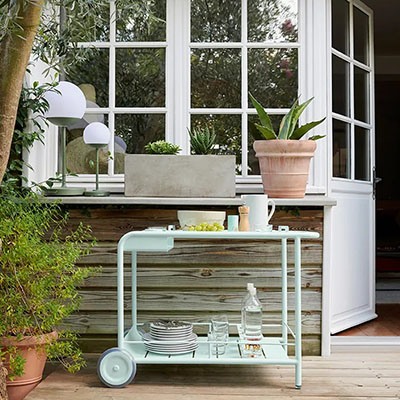 mueble de exterior tipo carrito camarera